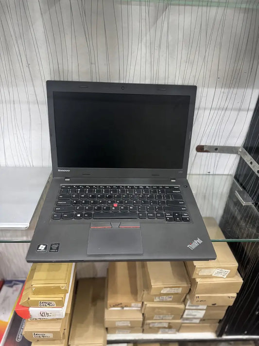 Lenovo ThinkPad T450 Intel® Core™ i3 i3-5010U Laptop