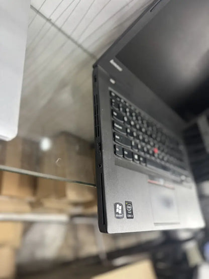 Lenovo ThinkPad T450 Intel® Core™ i3 i3-5010U Laptop