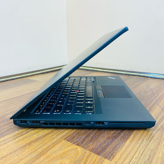 Lenovo Thinkpad T460 256GB SSD 8GB RAM Core i5 6th Generation