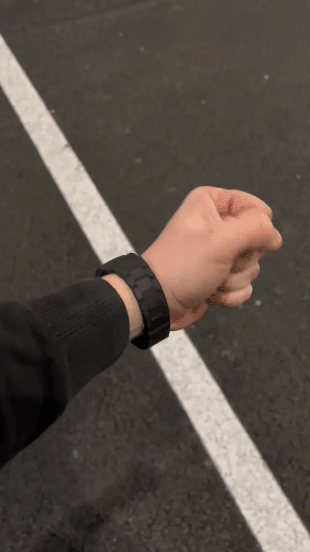 Arabic Aura Watch