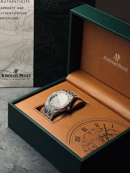Fully Iced Out Luxury Watch – Silver & Gold Variants